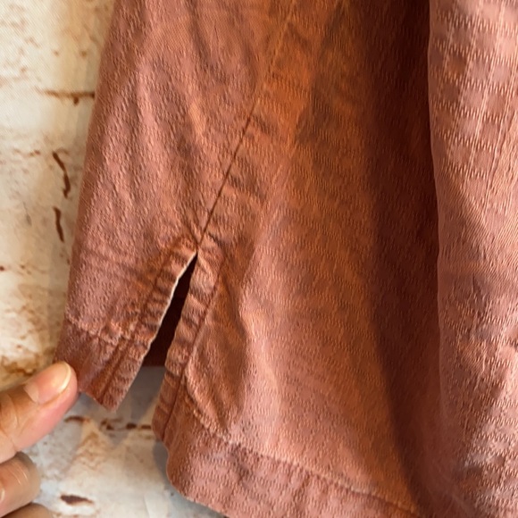 Tommy Bahama red Silk button down casual shirt M - Picture 8 of 8
